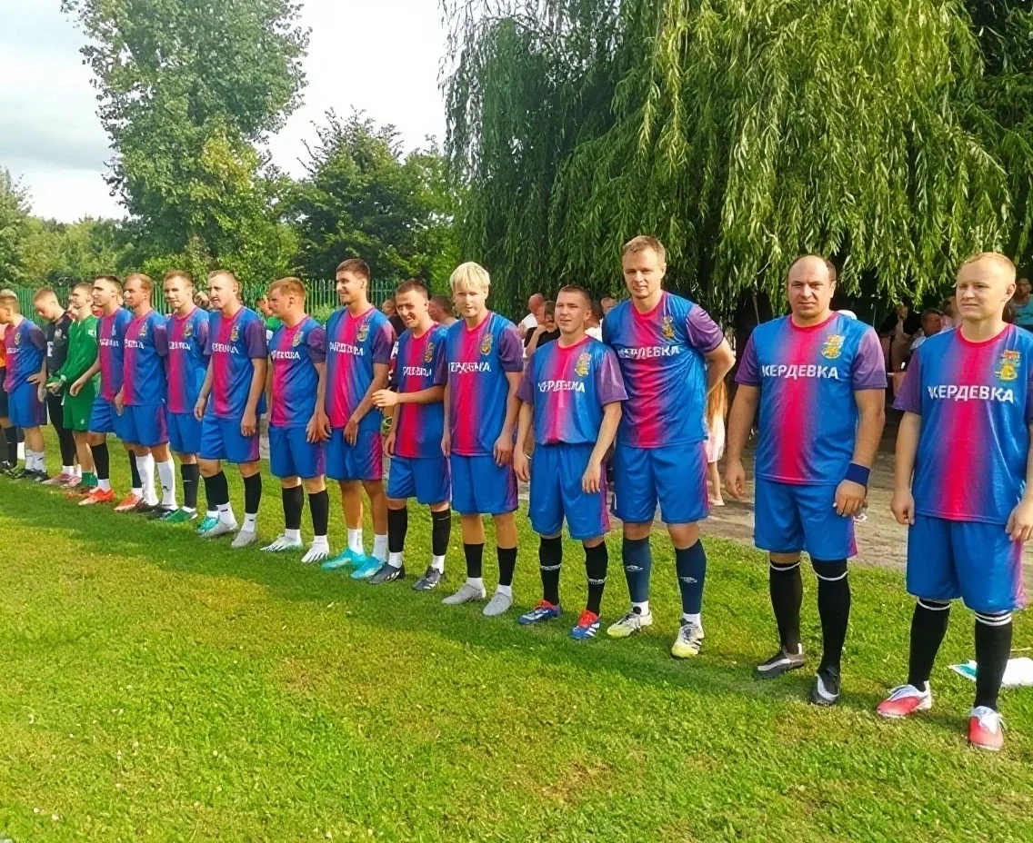 ⚽ На стадионе Спортивной школы 9 августа развернулась настоящая футбольная драма! 🔥