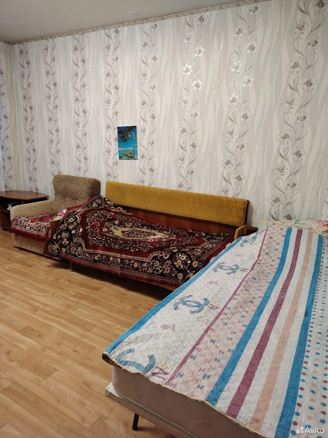 Сдам без посредников: 1-комнатная квартира, 65.8м²