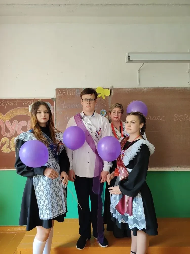 🌈 Неделя радуги в школе подошла к концу!