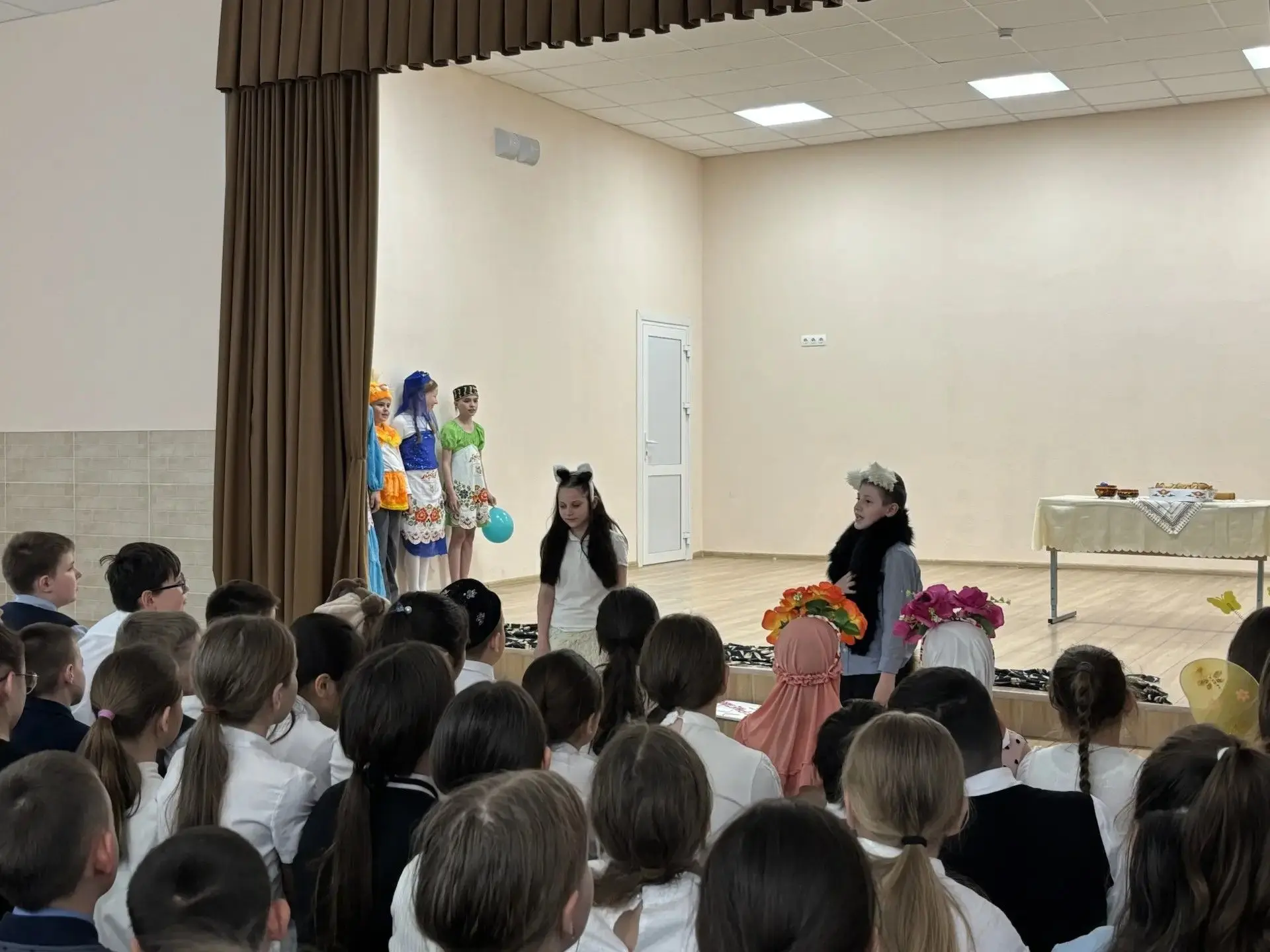 ✨ В нашей школе прошло яркое сценическое представление по мотивам произведений Габдуллы...
