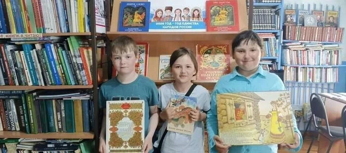 В сельских библиотеках округа сохраняют традиции живого общения с книгой