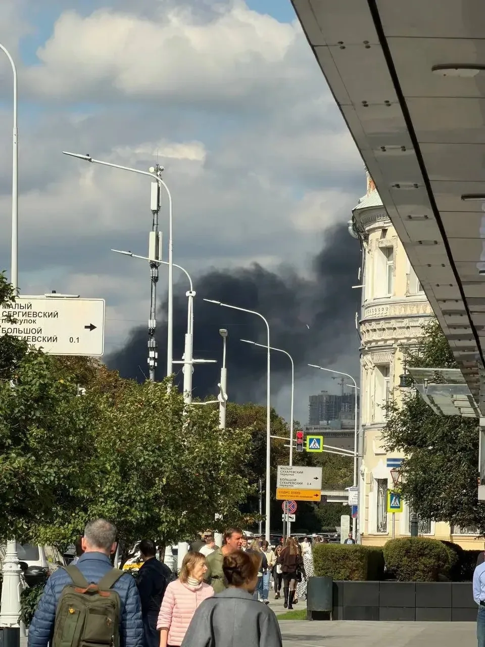 ‼️ Сильный пожар в центре Москвы — город окутал дым