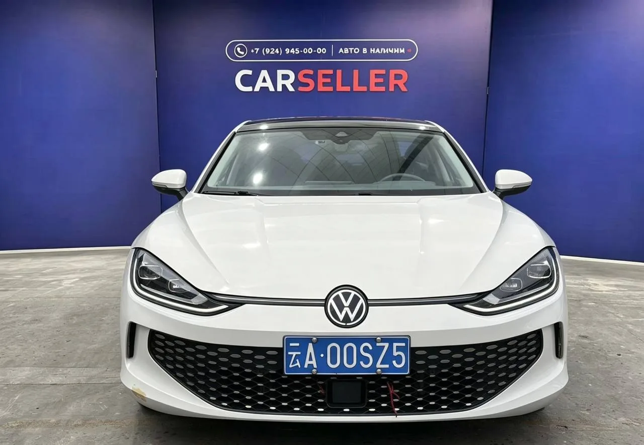 🟢 VOLKSWAGEN LAMANDO L — В НАЛИЧИИ (КИТАЙ)

Смотрится как спорткар для богатых, а по факту — понятн