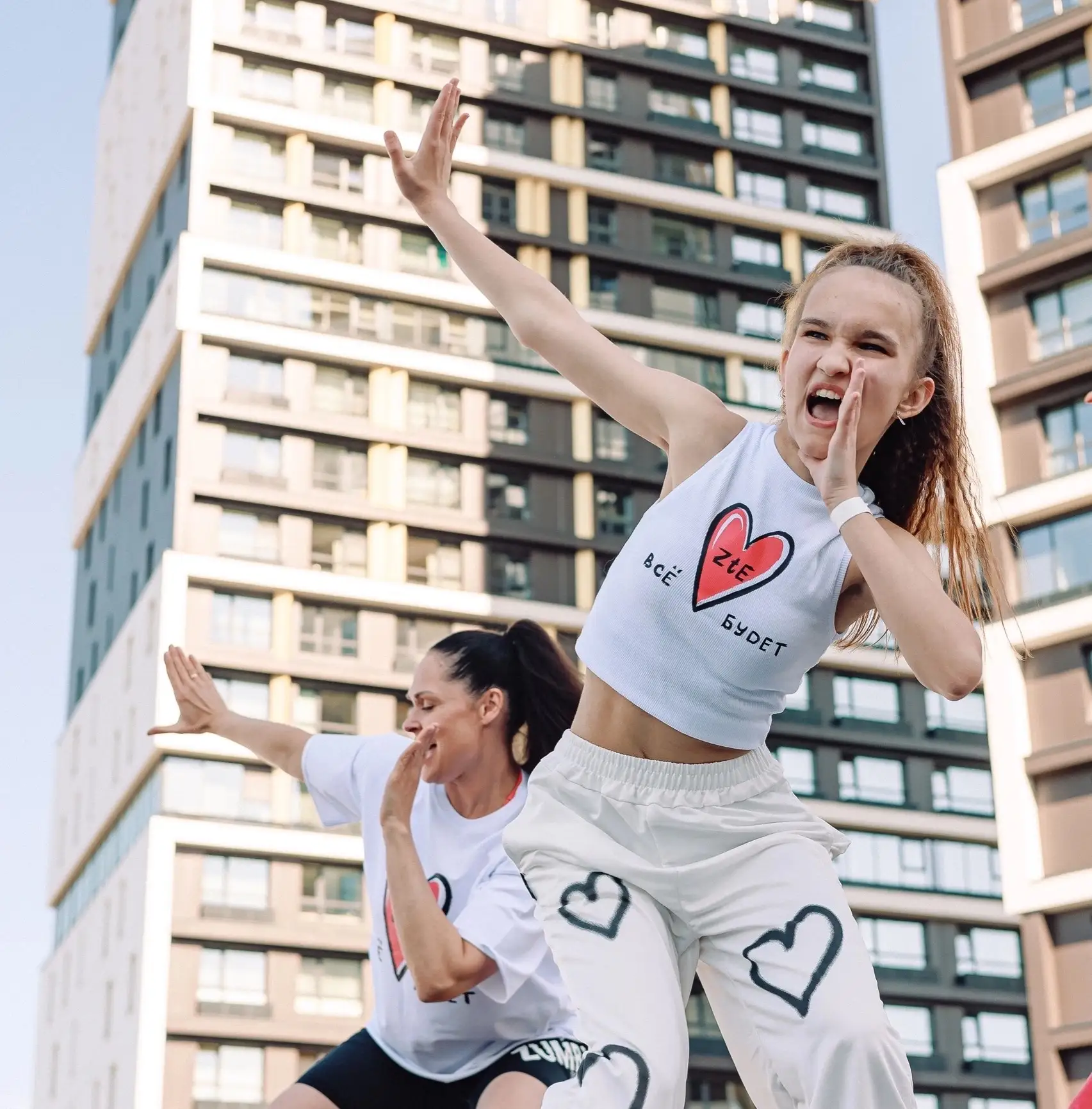 Дорогие жители!

Резидент нашего квартала приглашает всех членов клуба XFIT на энергичные тренировки