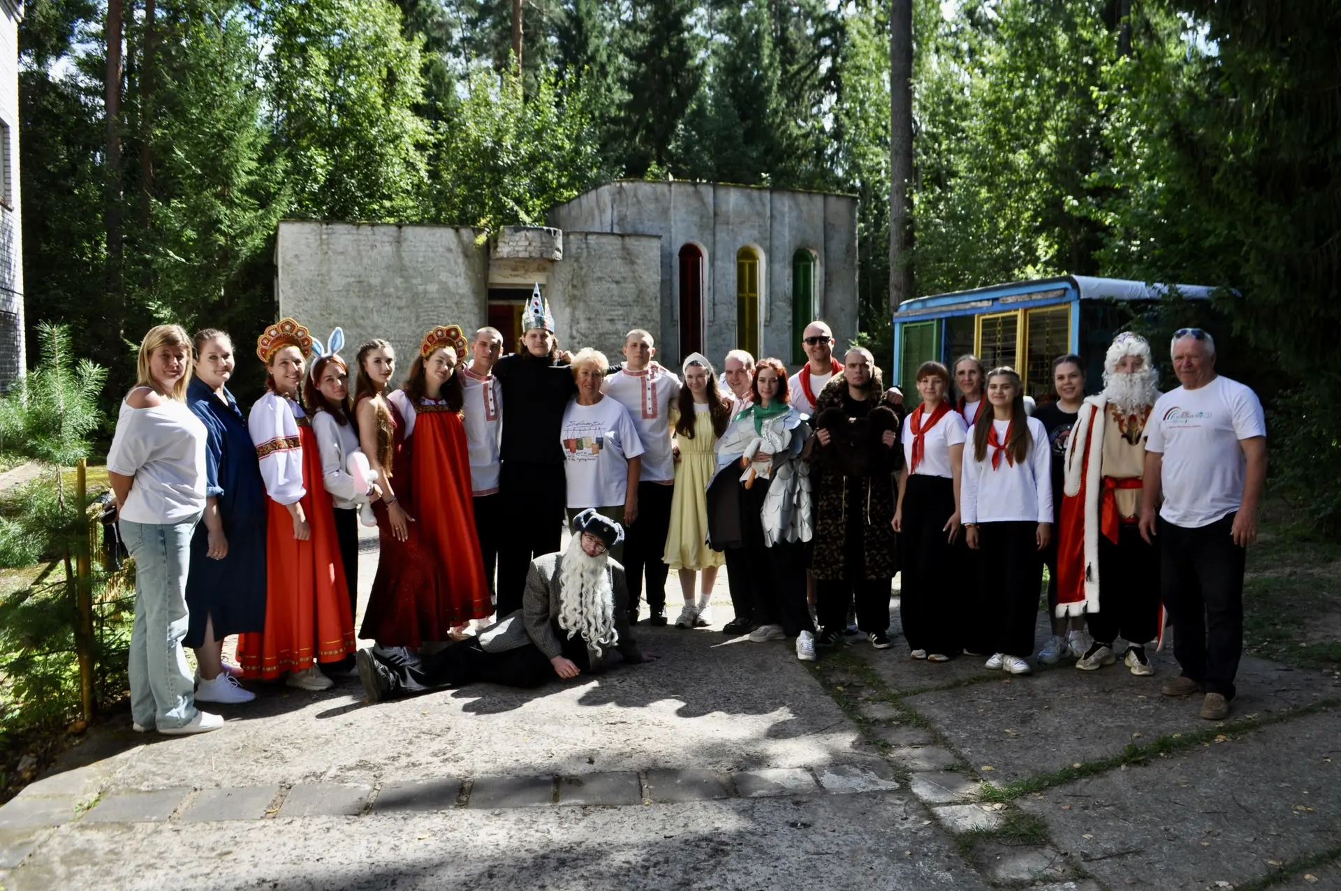 ✨ Сегодня состоялся большой родительский день пятой смены — настоящий праздник тёплых о...