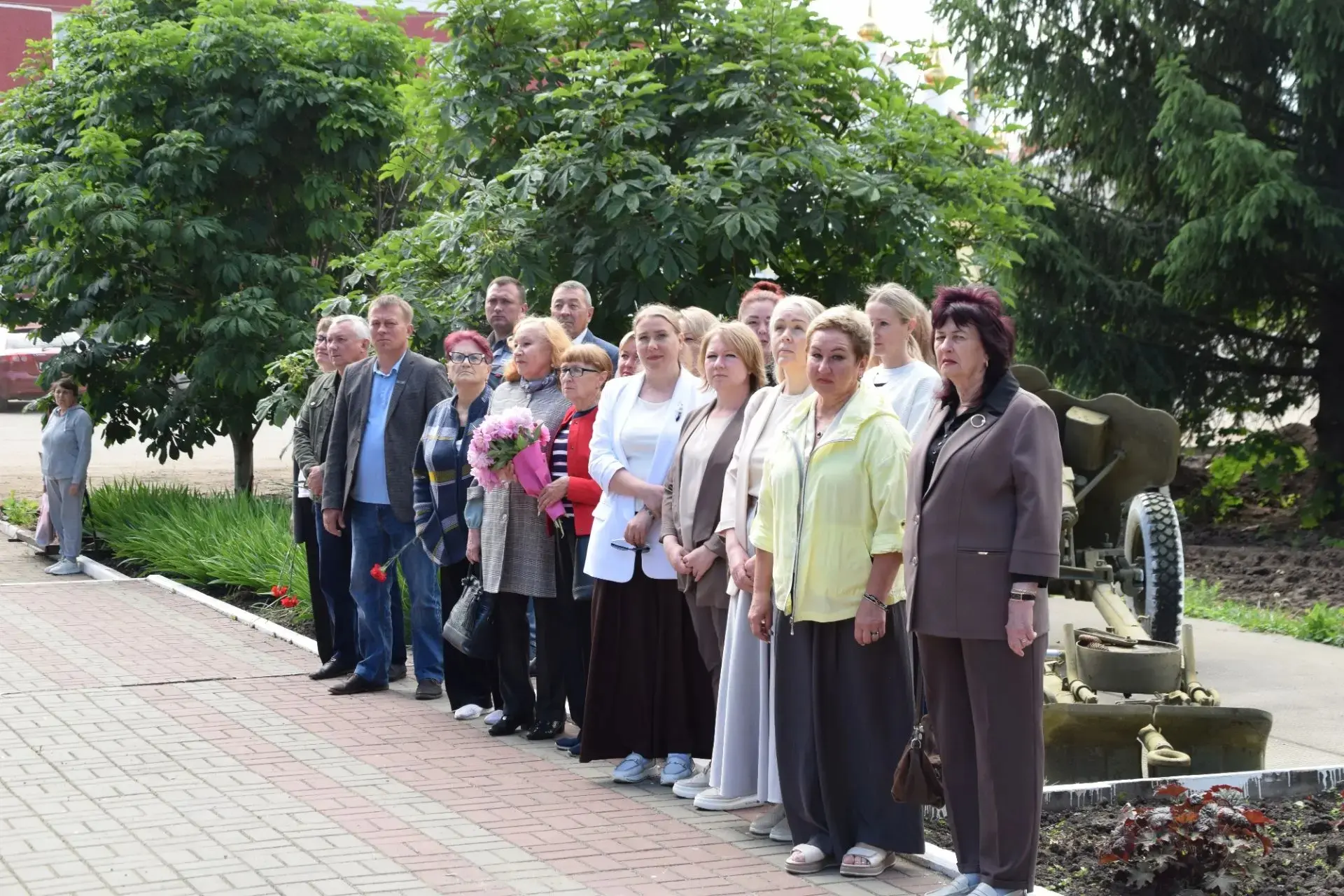 Сегодня, в День памяти и скорби, сотрудники Центральной библиотеки приняли участие в торжественном м