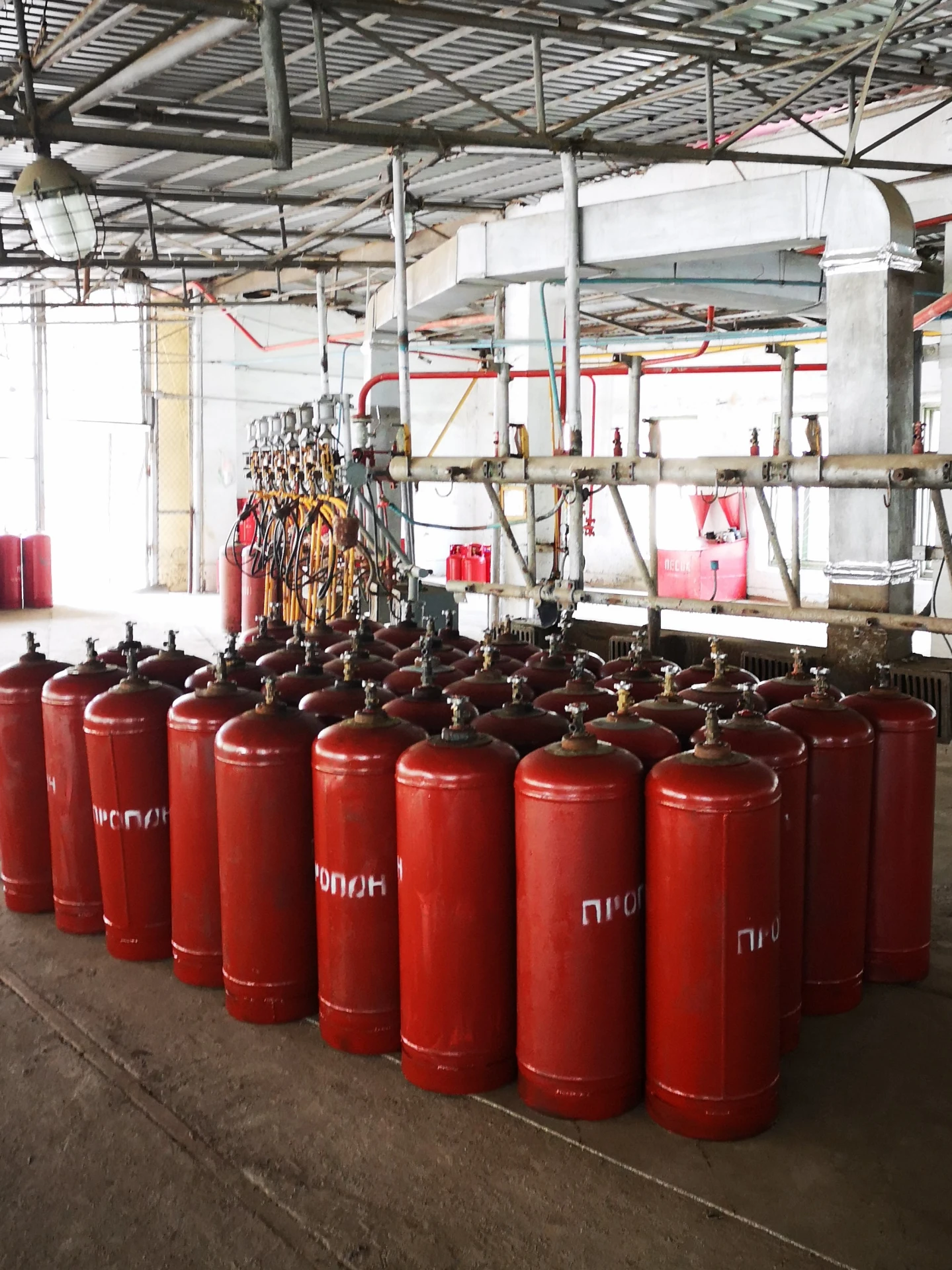 💡 МЫ ЗАПРАВЛЯЕМ ГАЗОВЫЕ БАЛЛОНЫ