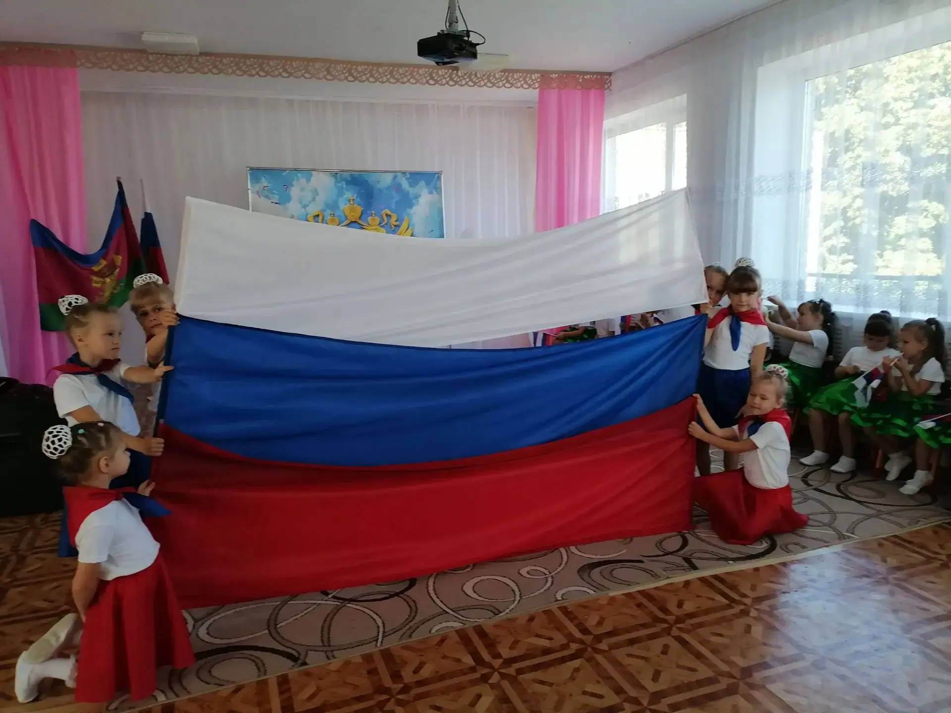 Видео