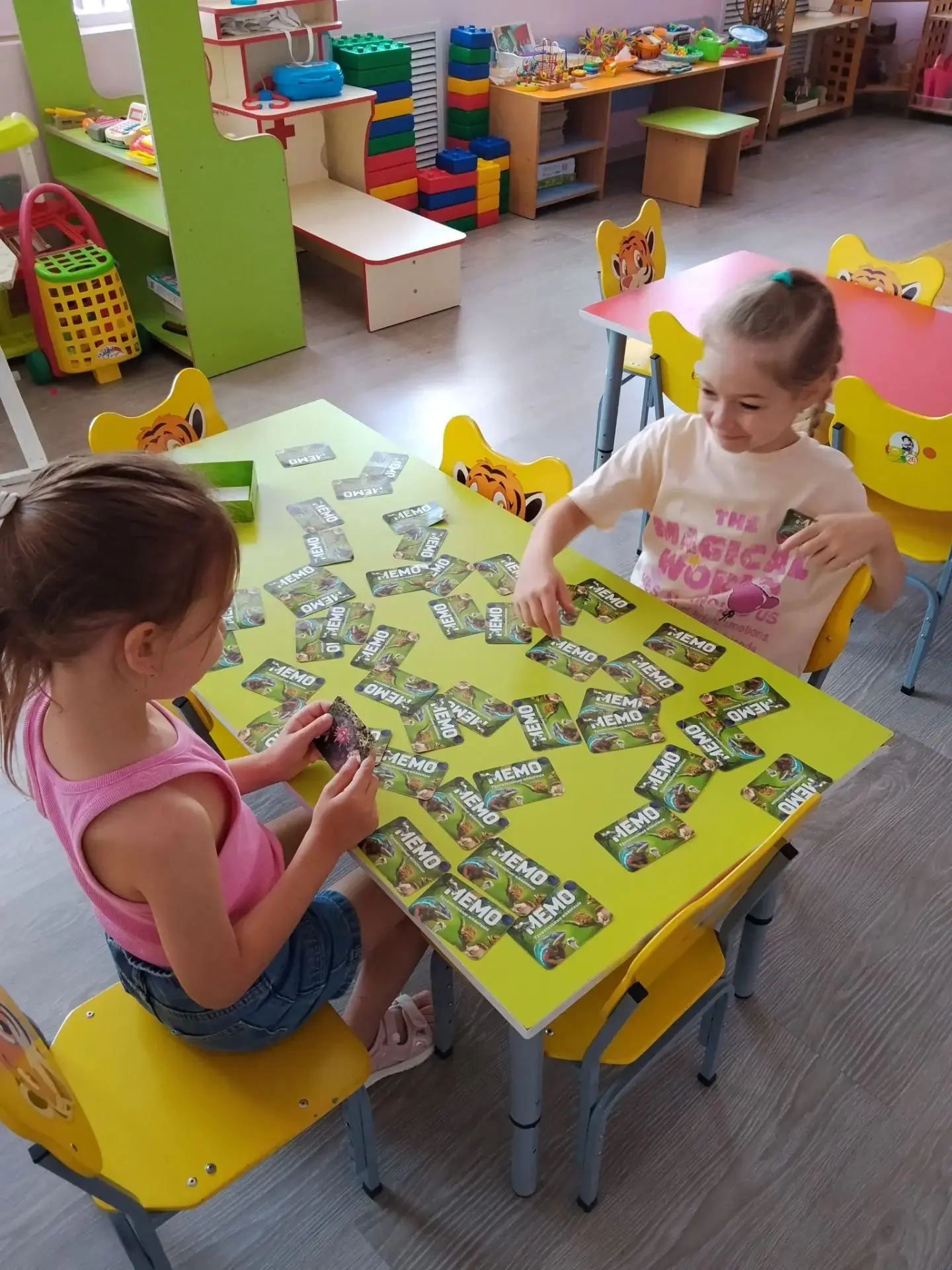 Подготовительная группа. Немного истории о создании игры "Мемори".
Игра «Мемо» (или «Мемори») восход