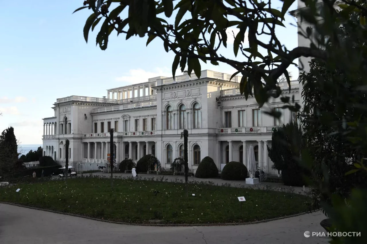 🏛 Крымская жемчужина: 110 лет назад завершилось строительство Ливадийского… — публикация канала «ПОДСЛУШАНО КРЫМ | Новости | ЧП»