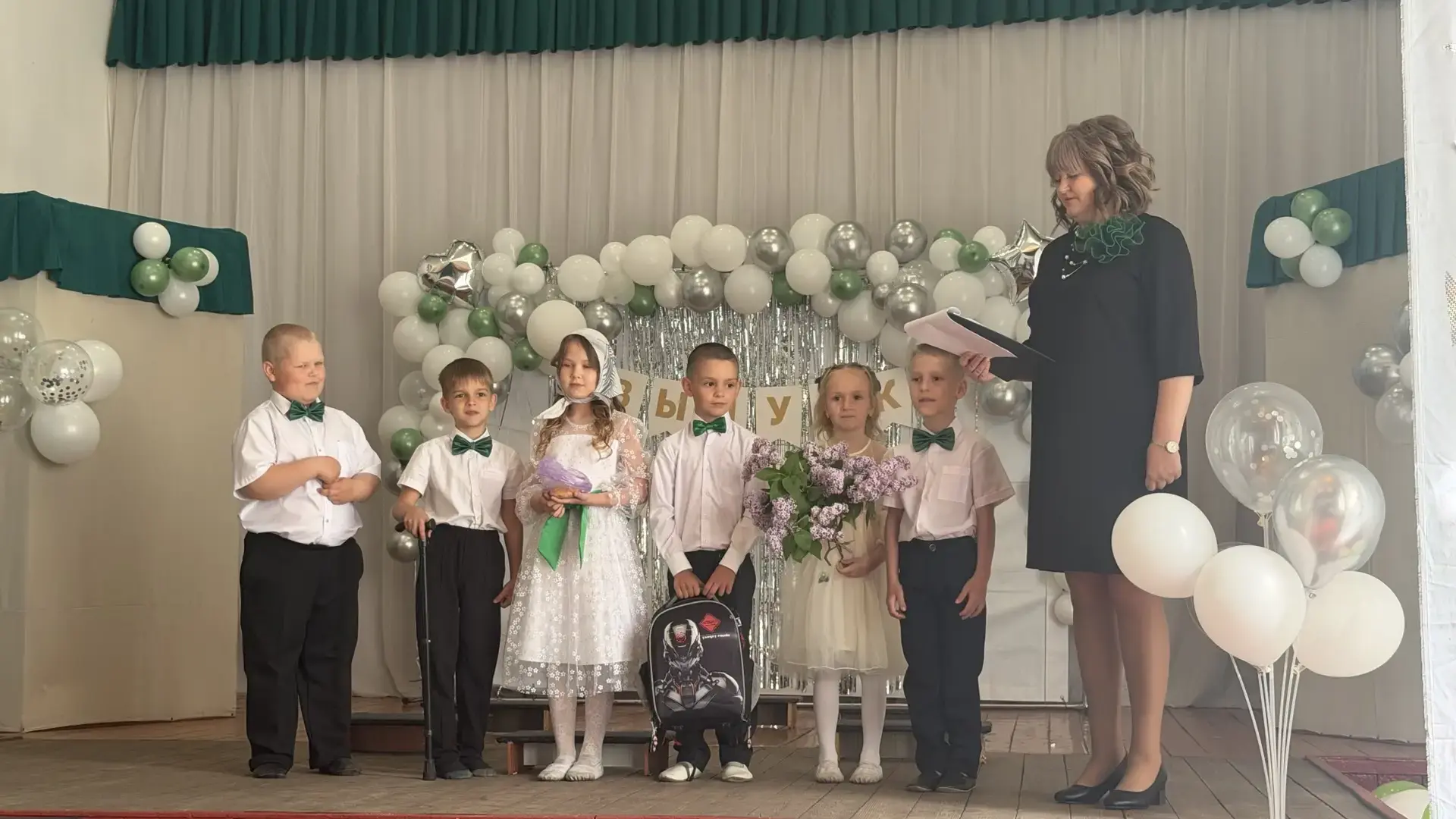 28 мая в детском саду "Улыбка" состоялся долгожданный выпускной у группы "Звездочки"! В...