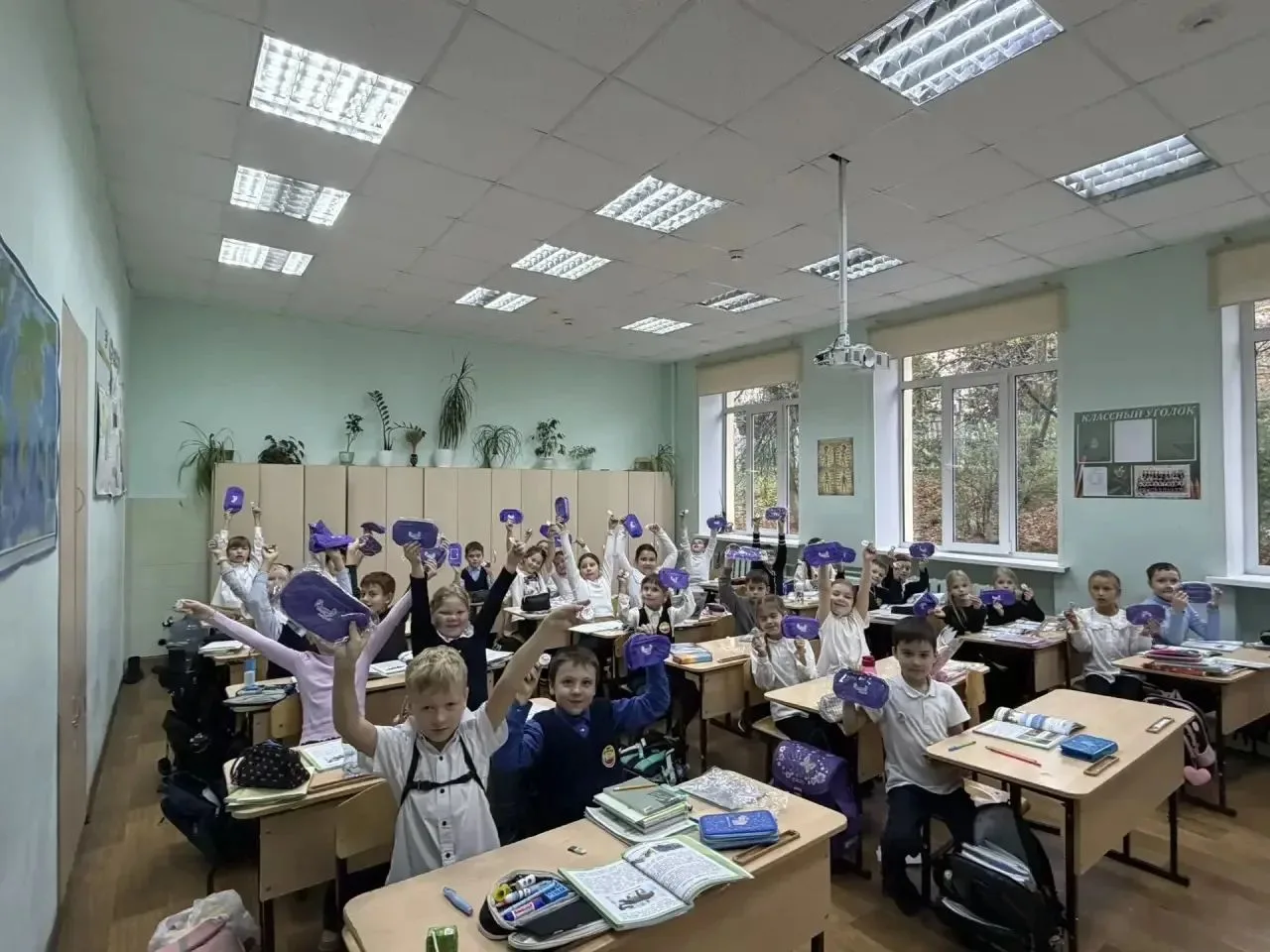 🇷🇺🎉Поздравляем наших Орлят и педагогов с успешным завершением трека «Орлёнок-Лидер»!