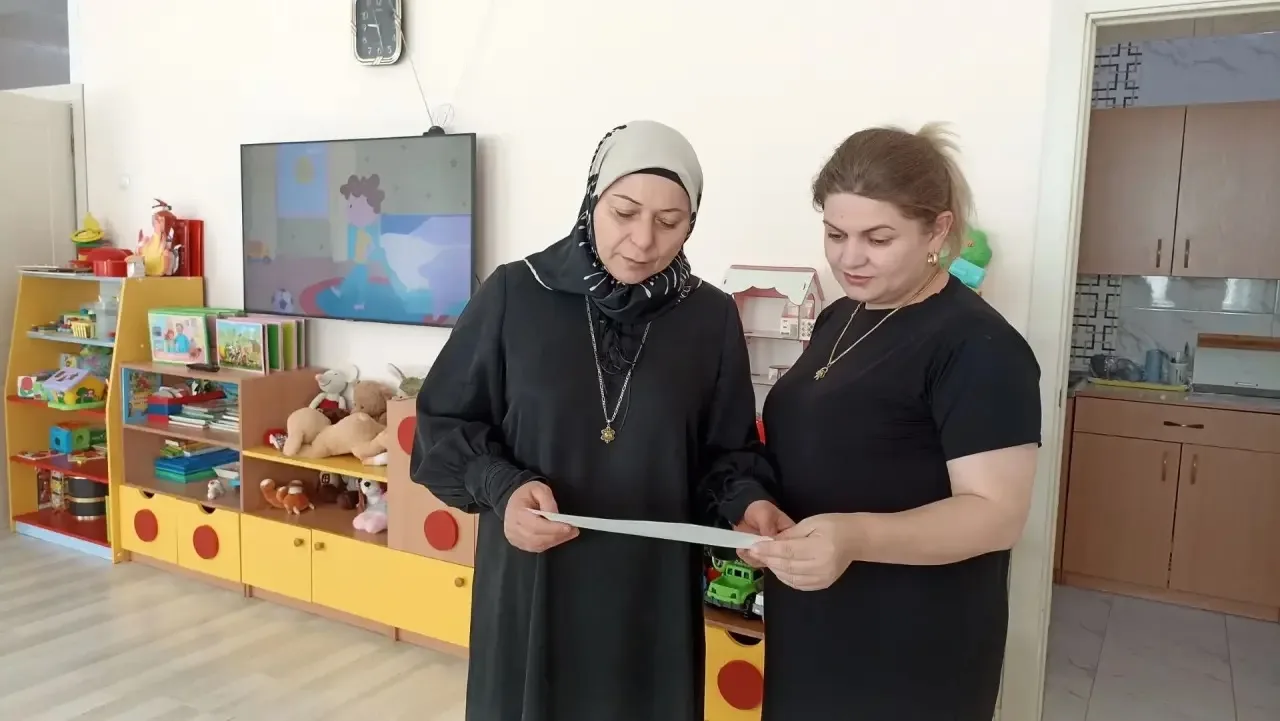 Заведующей и старшим воспитателем проведена раздача памяток педагогам и помощникам восп...
