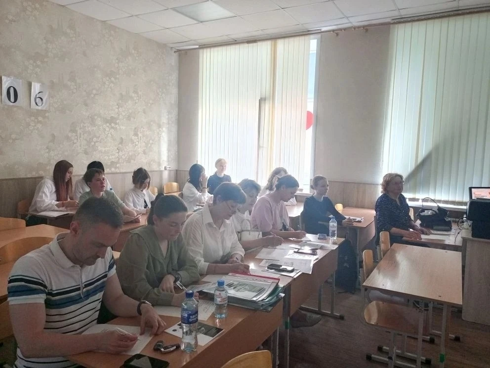 Читателей Кургана продолжают радовать интересными мероприятиями и творческими идеями городские модел