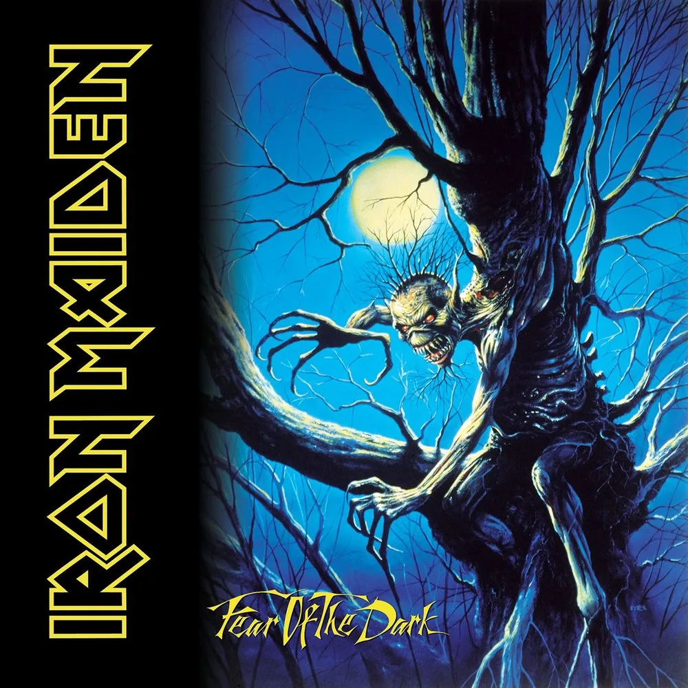 Не могу никак объяснить факт, почему этот альбом Iron Maiden стал моим фаворитом.😉