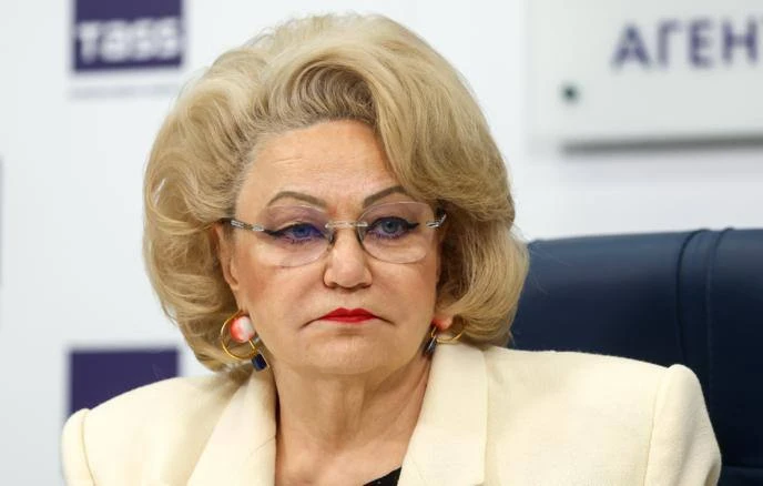 Депутат Госдумы Останина предложила сделать бесплатной замену паспорта при смене фамили...