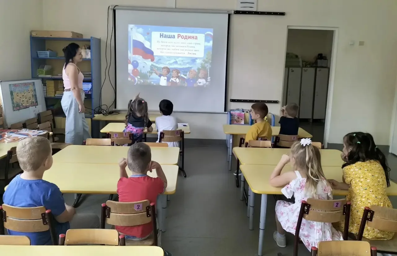 🤗Сегодня, в преддверии Дня Государственного флага Российской Федерации (22 августа), в...