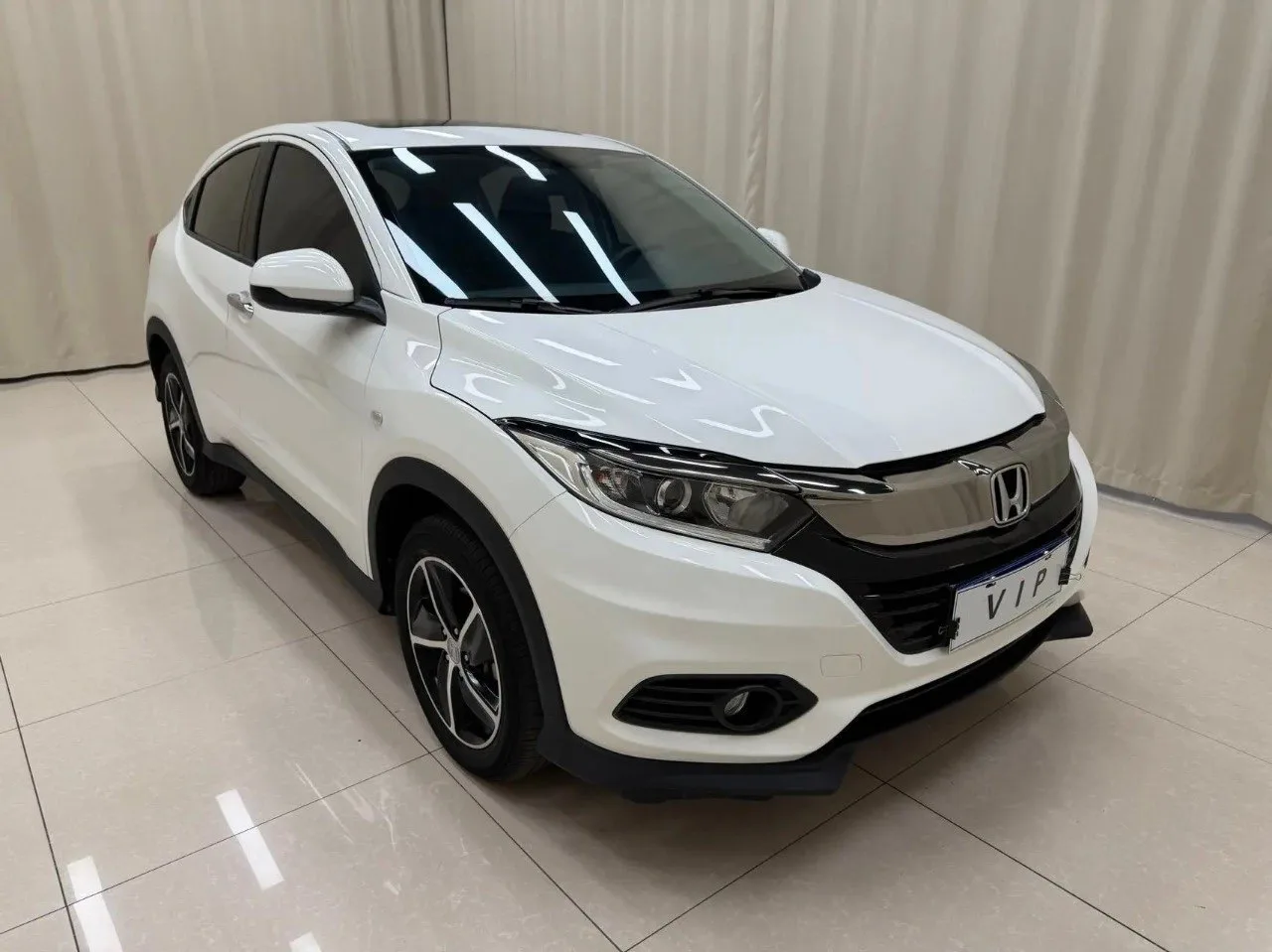 Оксана обратилась к нам за подбором Honda Vezel.