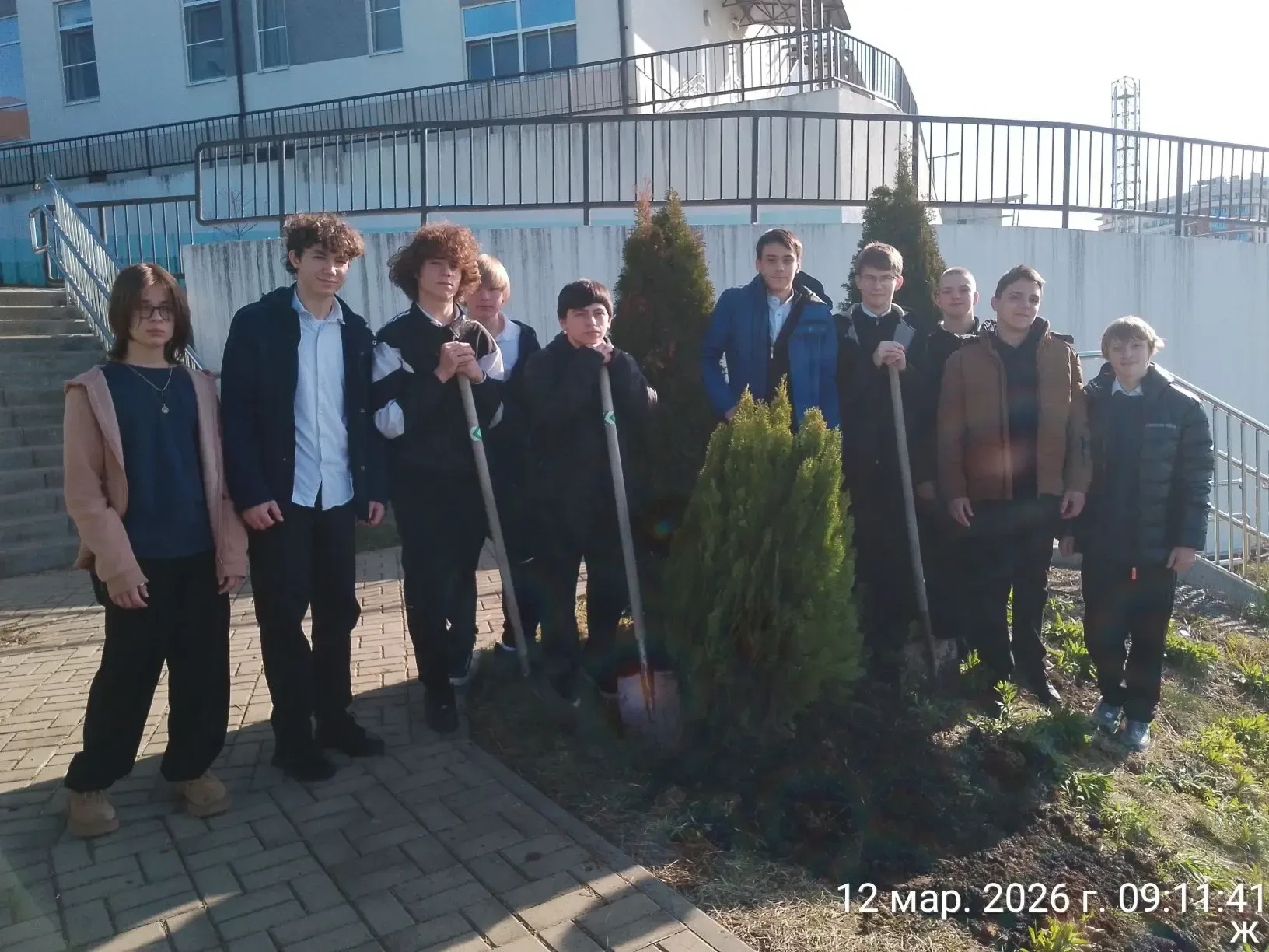 ☘Администрация и педагогический коллектив выражают искреннюю благодарность ученикам 9А класса за зам