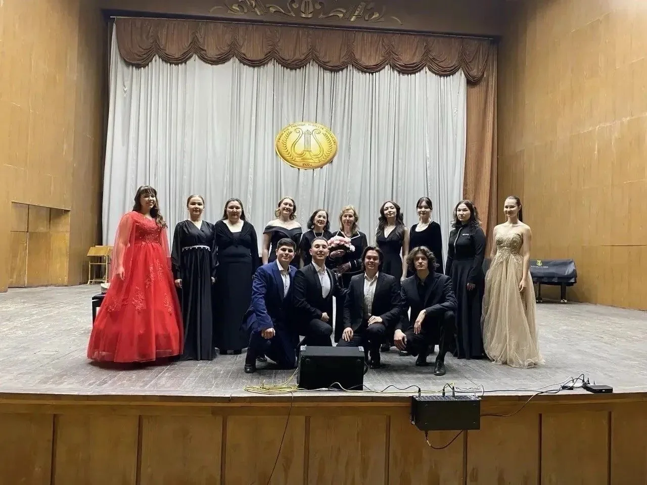 В Уфимском училище искусств прошёл концерт класса заслуженного работника культуры Респу...