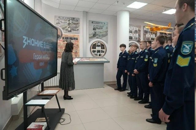 🇷🇺Кадеты Чувашского корпуса приняли участие в историческом КВИЗе «Герои неба»   В преддверии Дня Вел
