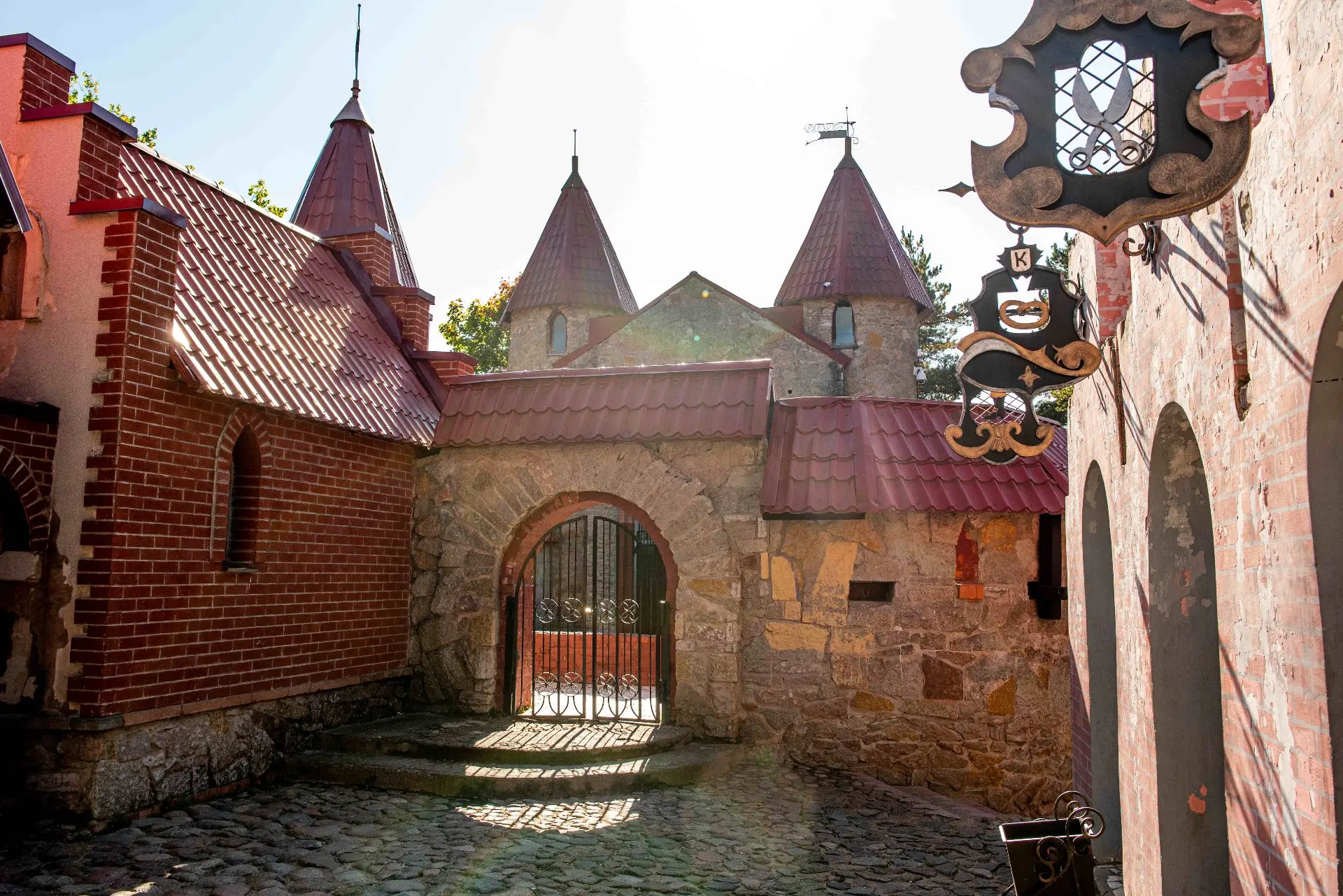 🏰 Андерсенград: кусочек сказки в Сосновом Бору 🏰Хотите ненадолго вернуться в детство ...