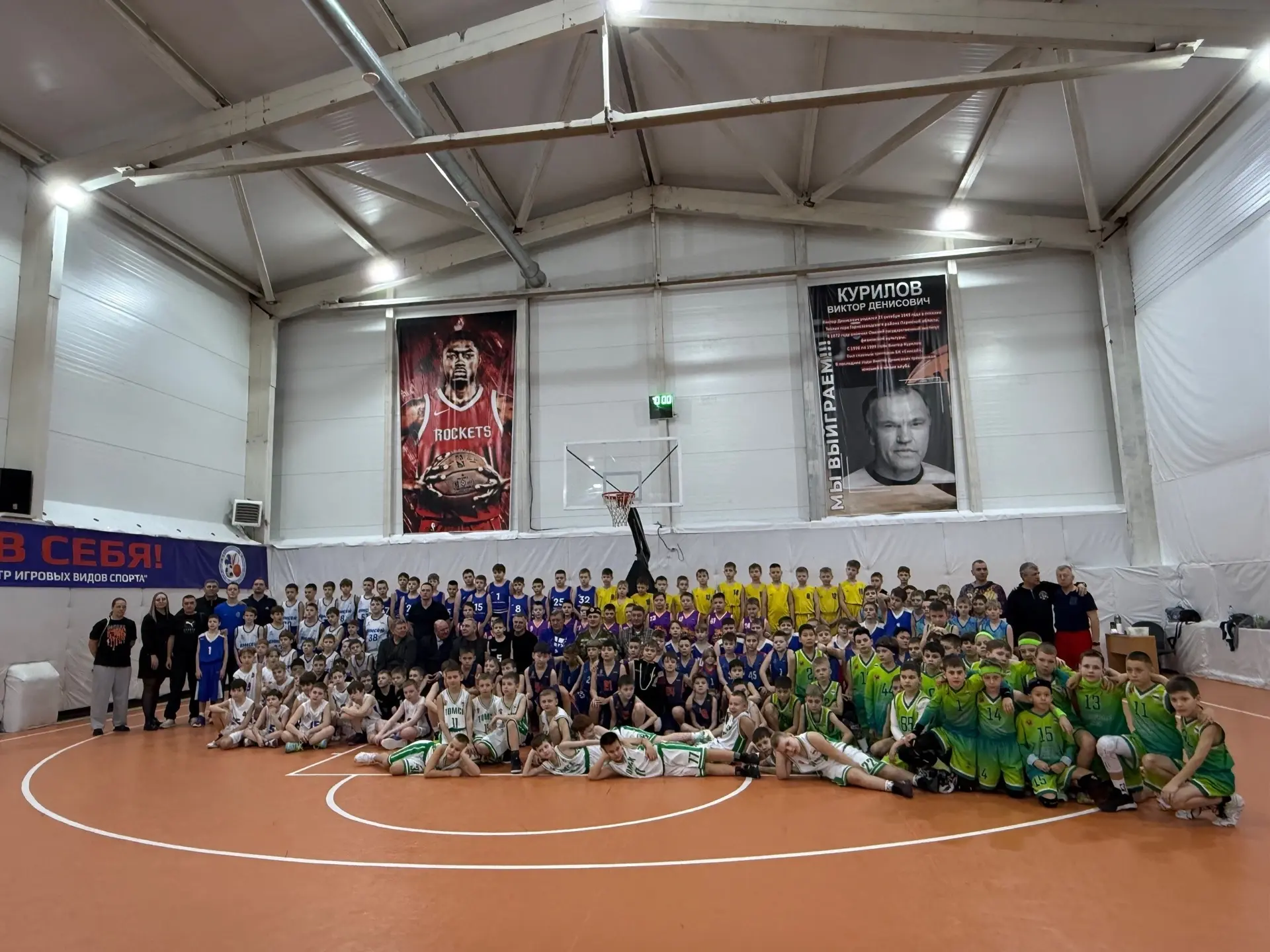 Наши баскетболисты взяли золото на турнире в Ачинске! 🏆🏀  С 21 по 23 февраля в Ачинске прошёл традиц