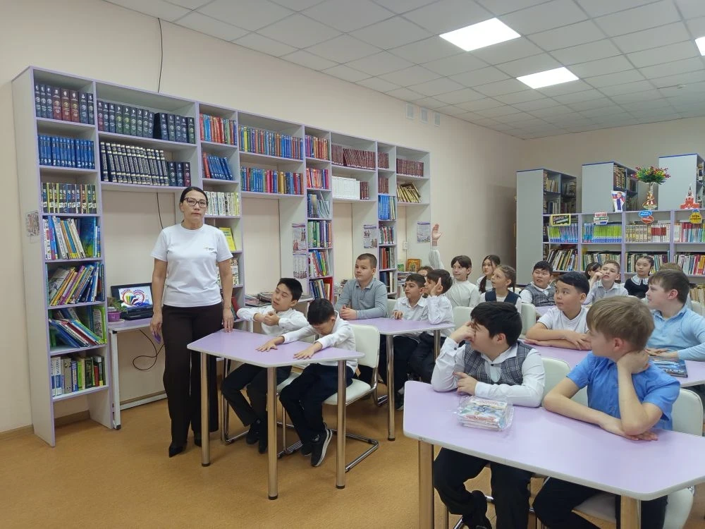 С 2012 года отмечается один из самых молодых праздников - Международный день дарения книги. Главная 