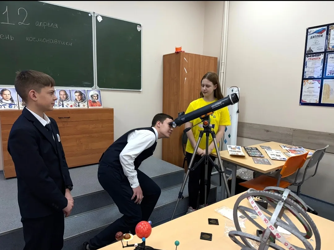 🚀 В преддверии Дня космонавтики: наши ученики — к звёздам!  💫 В канун 65-летия первого полёта челове