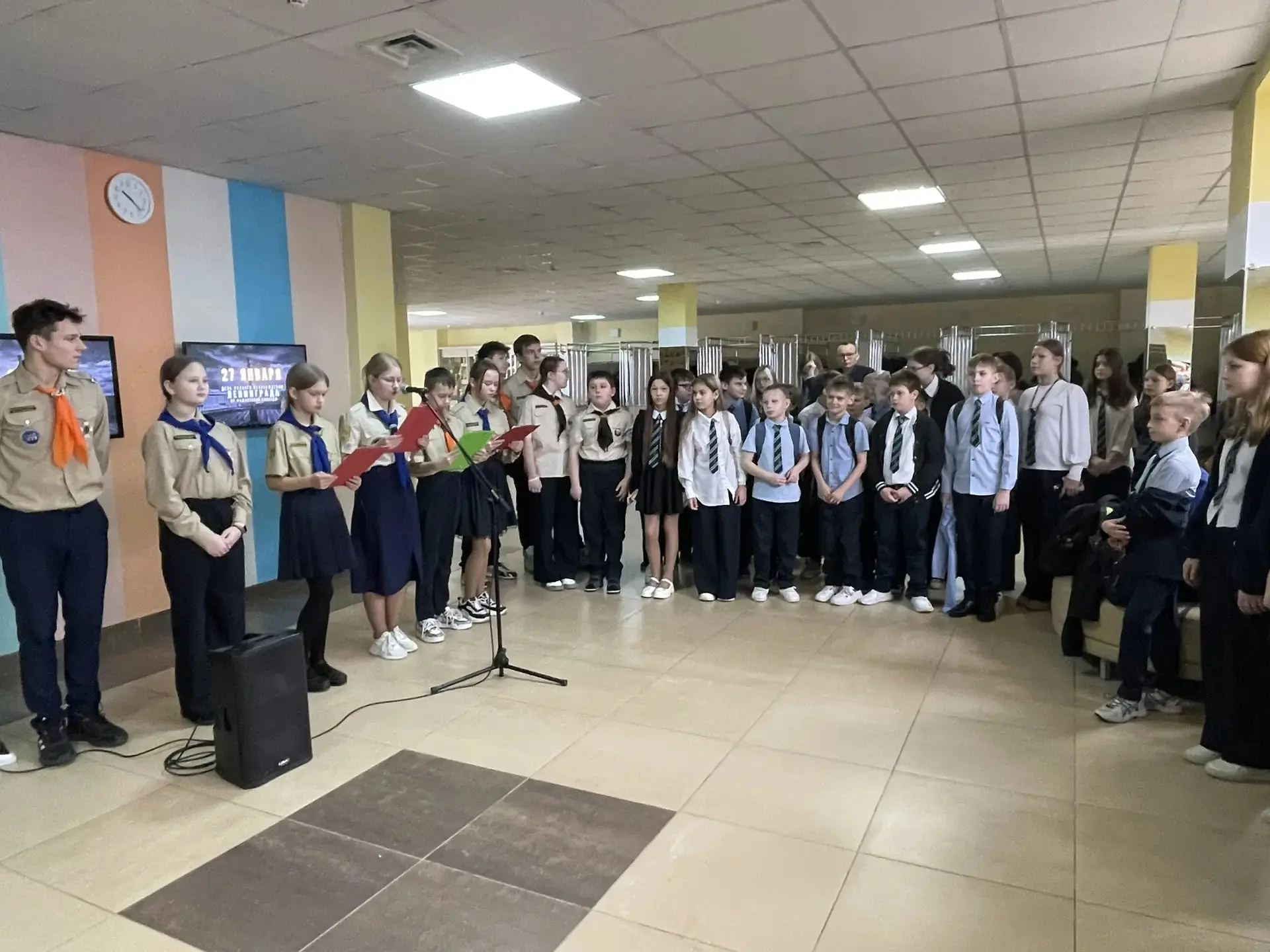 📌 Скауты отряда №69 свт. Митрофана Воронежского провели торжественный митинг 🎖✨, посвященный важной 