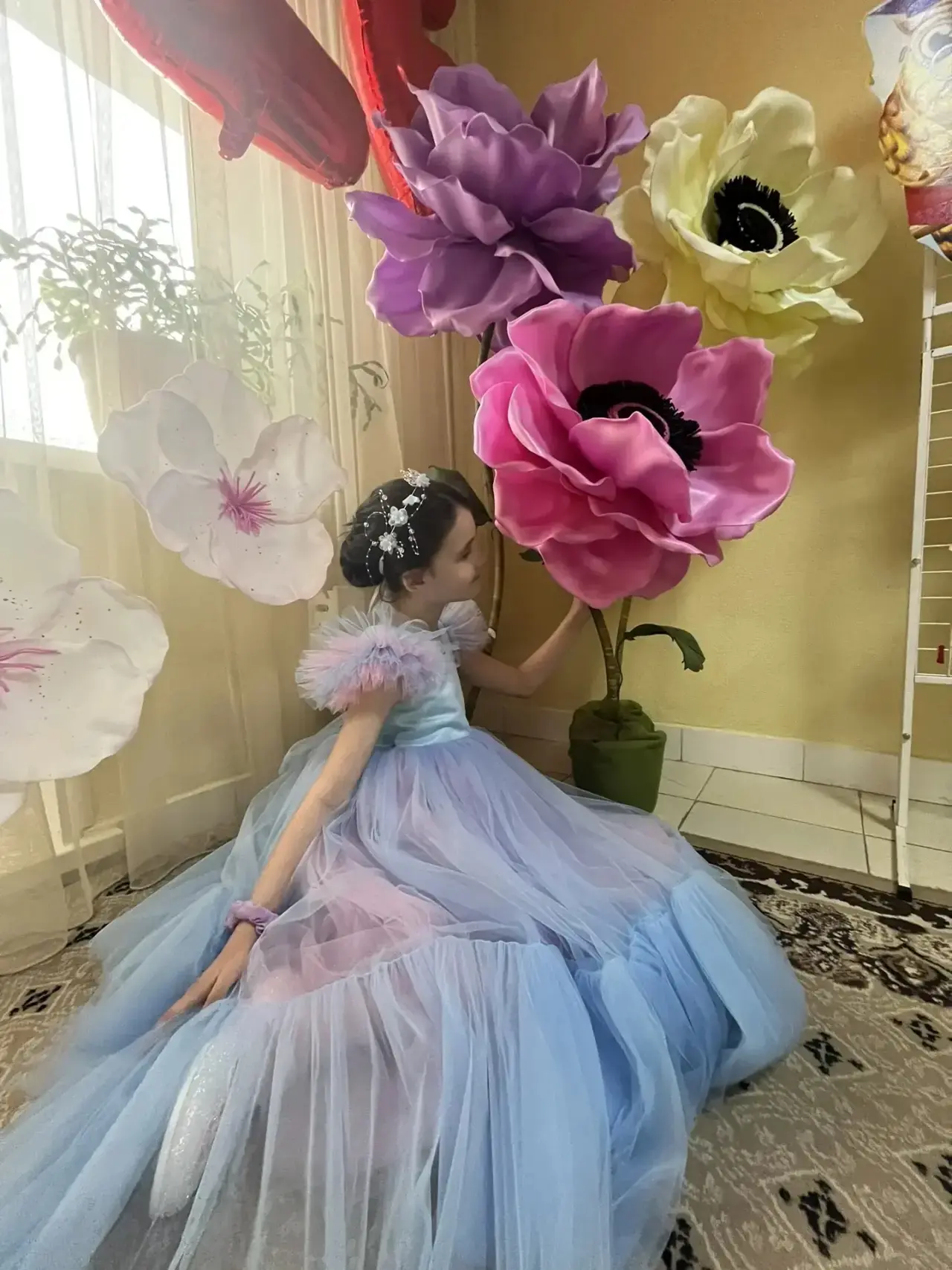 Божена собирает на утренники наших юных клиенточек💜🫶🏻🤍