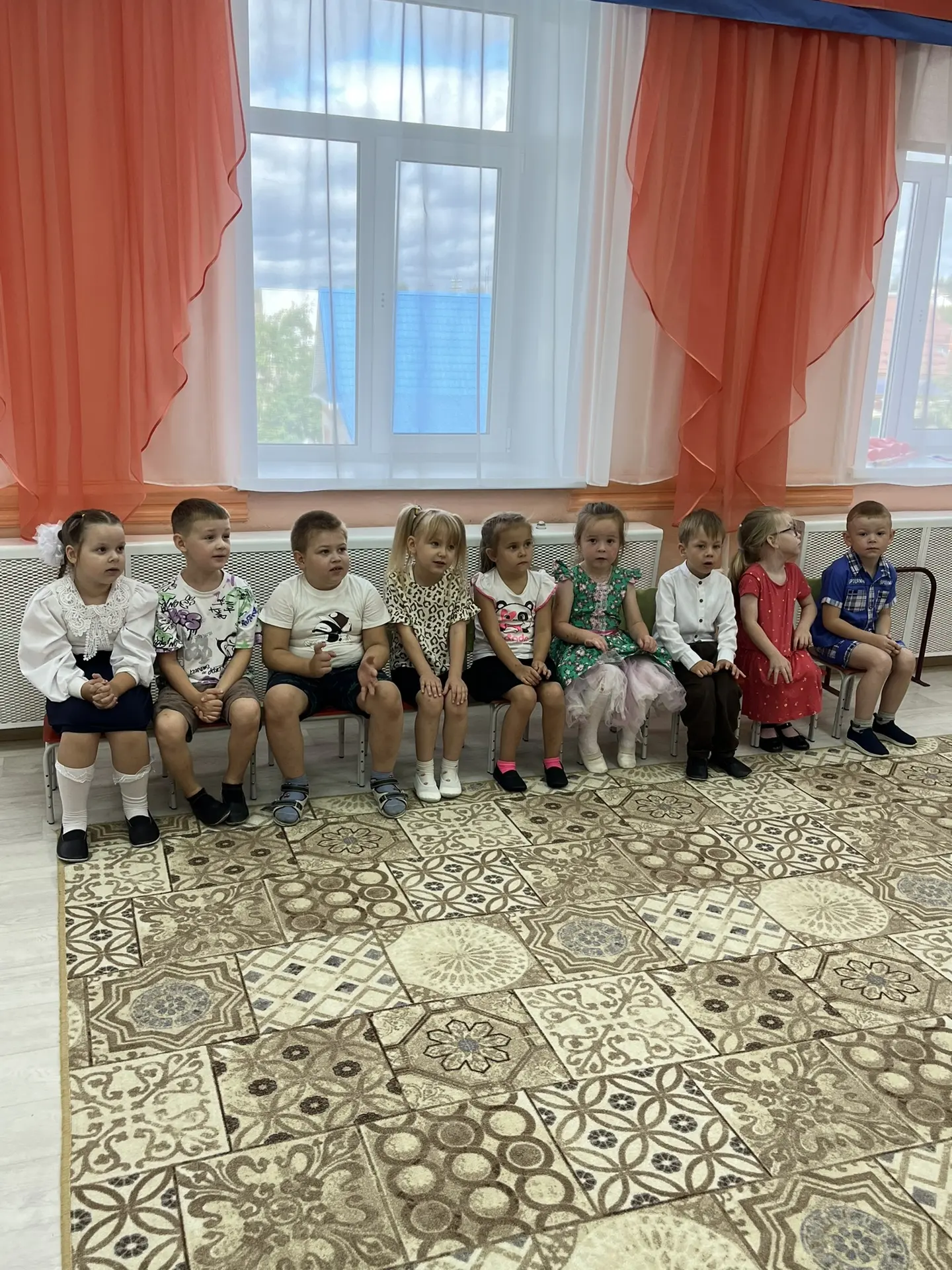 Наш триколор: День Государственного флага в детском саду!