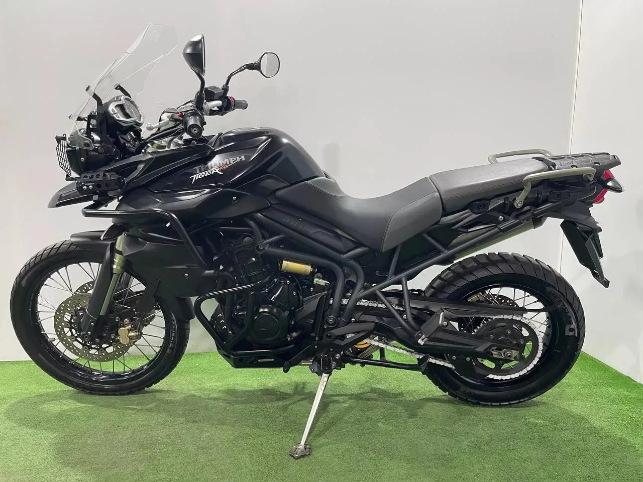 TRIUMPH TIGER 800XC в наличии во Владивостоке  Характеристики:  - 2012 год - объем 800 см3 - Аукцион