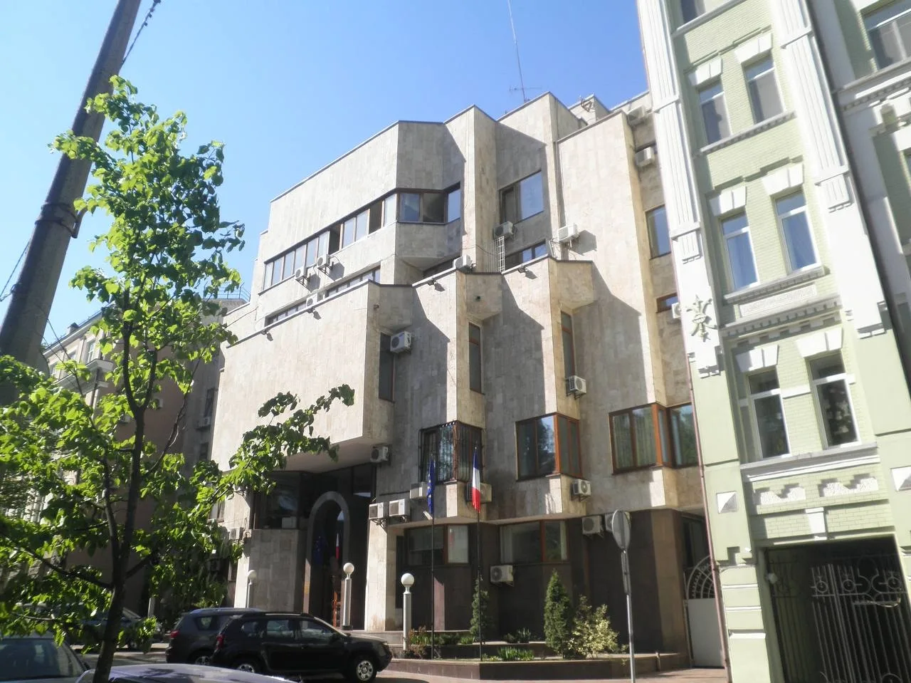 🇺🇦Западные страны подготовили планы переноса посольств из Киева в случае дальнейшего ...
