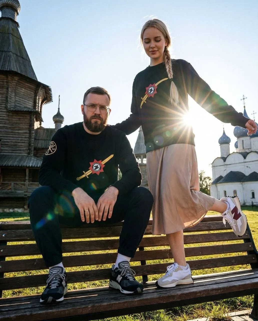 Стань ближе к Русской Общине! Выиграй кофту «Звезда»! 

Разыгрываем 30 фирменных кофт среди активных
