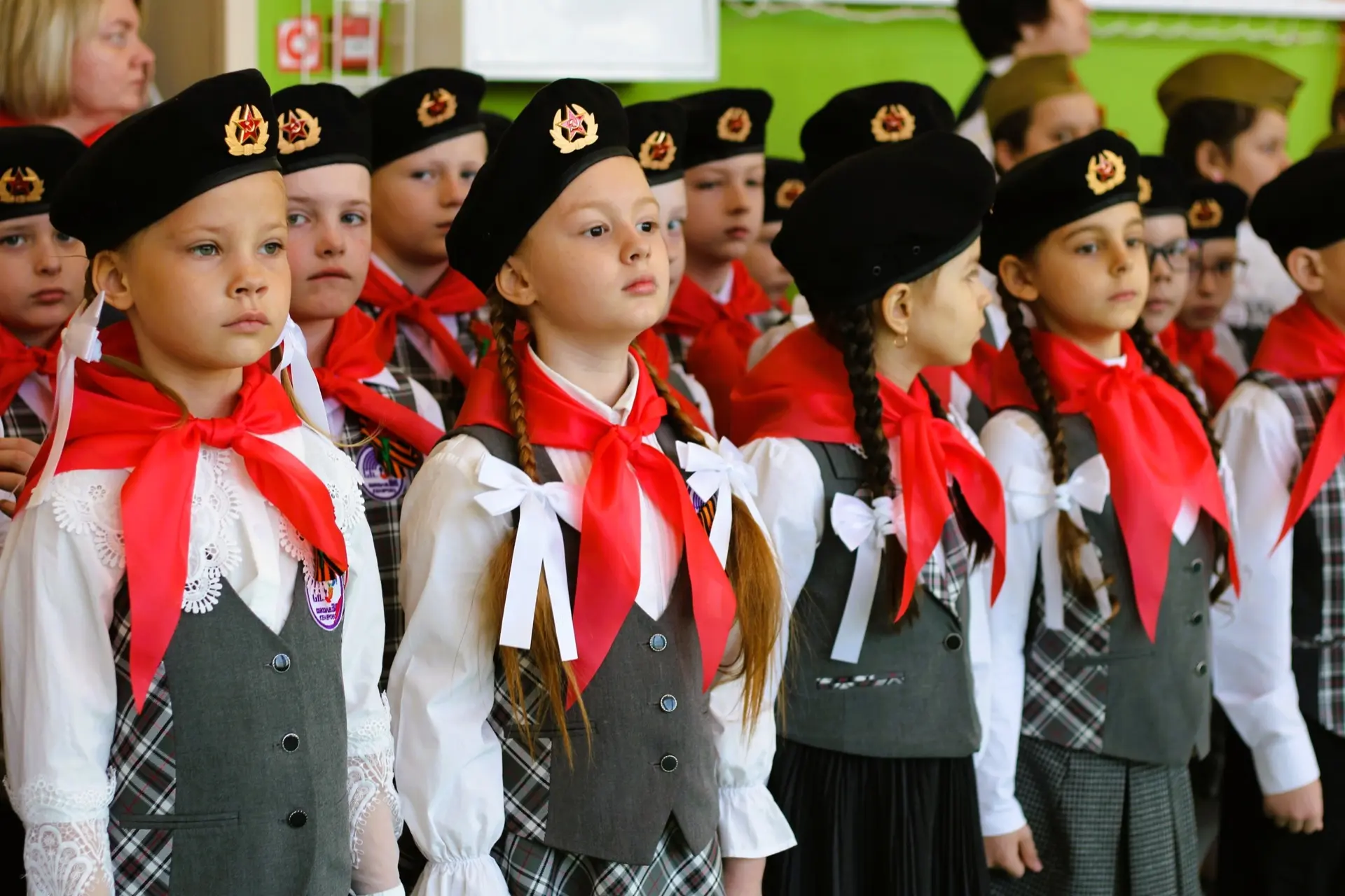 ⭐️Парад юных патриотов  25 апреля в нашей школе среди 1-х и 3-х классов прошёл Парад юных патриотов,