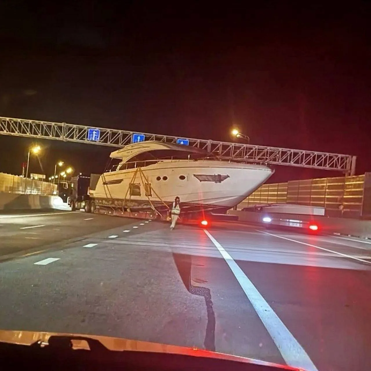 «Кораблекрушение» произошло на платной дороге в Хабаровске