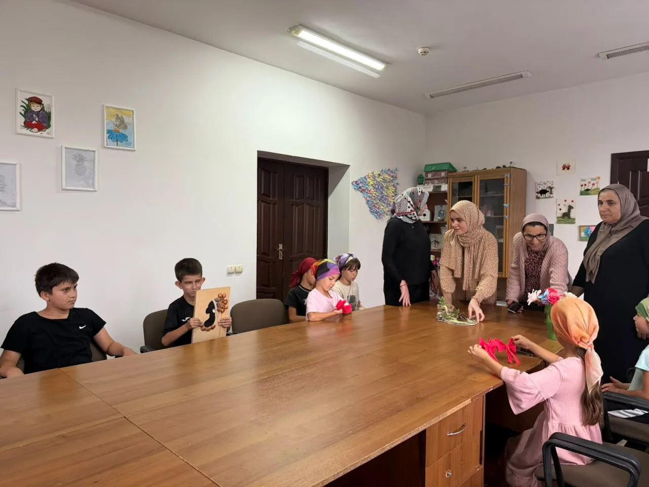 26 августа в 16:00 в малом зале дома культуры села Агишты была организована выставка де...