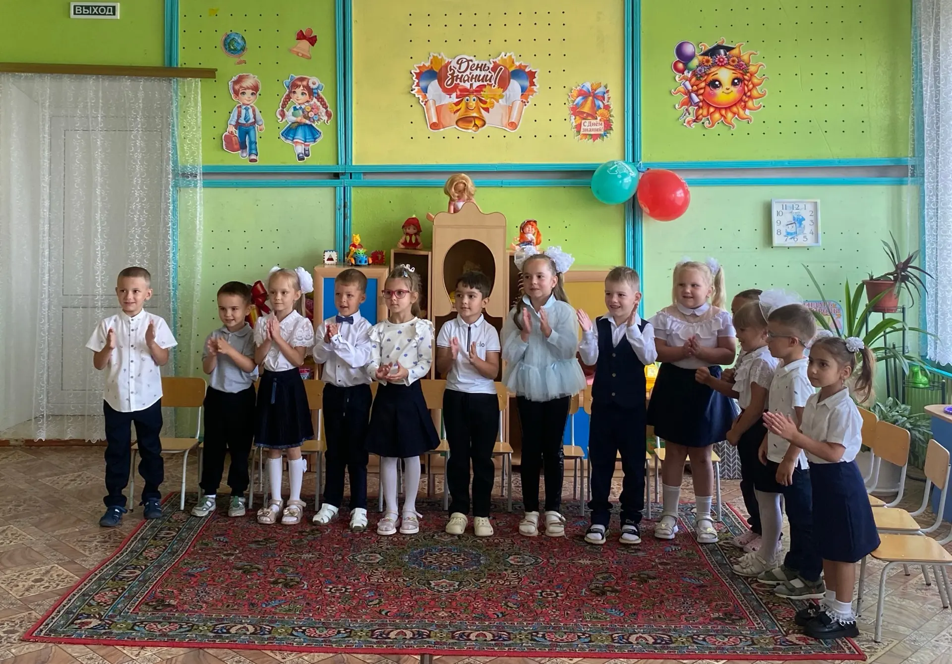 Сегодня у наших старших и подготовительных групп был очень насыщенный и трогательный де...