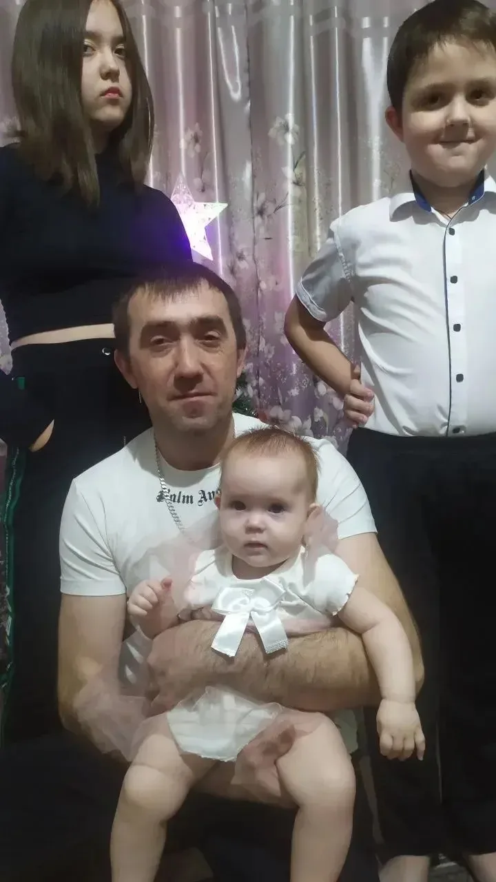 «Моя Россия начинается здесь »
#ЗдесьМояРоссия. 

Любим отмечать праздники всей семьёй! Это значит: 
