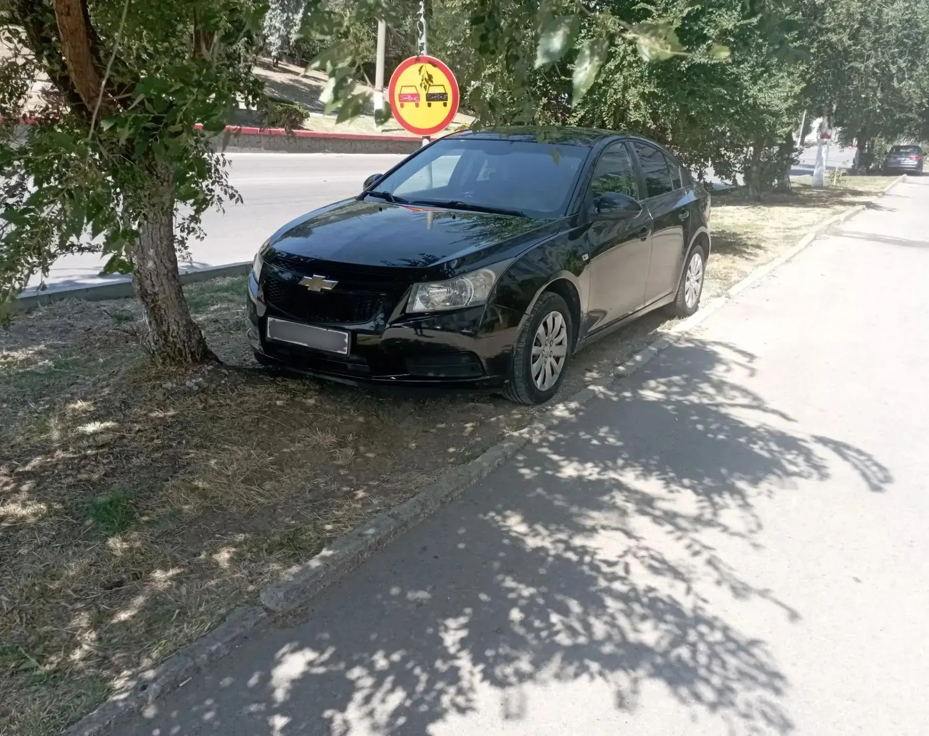 В Керчи продолжается контроль за соблюдением Правил благоустройства. По поручению и. о. главы админи