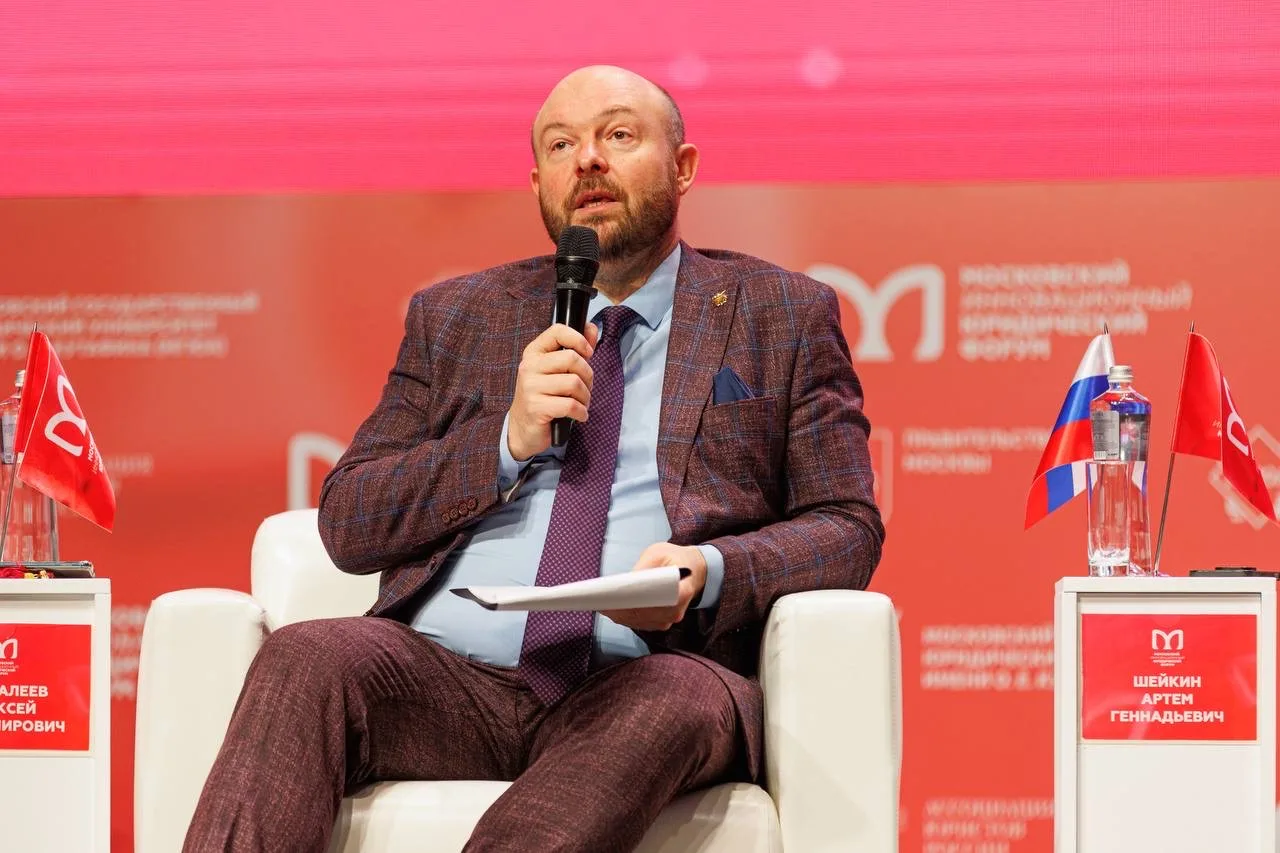 👾 ИИ и право: как выстроить регулирование, защищающее человека в эпоху алгоритмов  14 мая 2026 года 