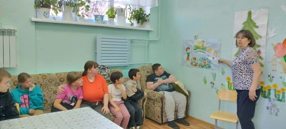 Ребята из корпуса в г. Александровске поработали в "творческой мастерской". 👍 🎨 Знако...