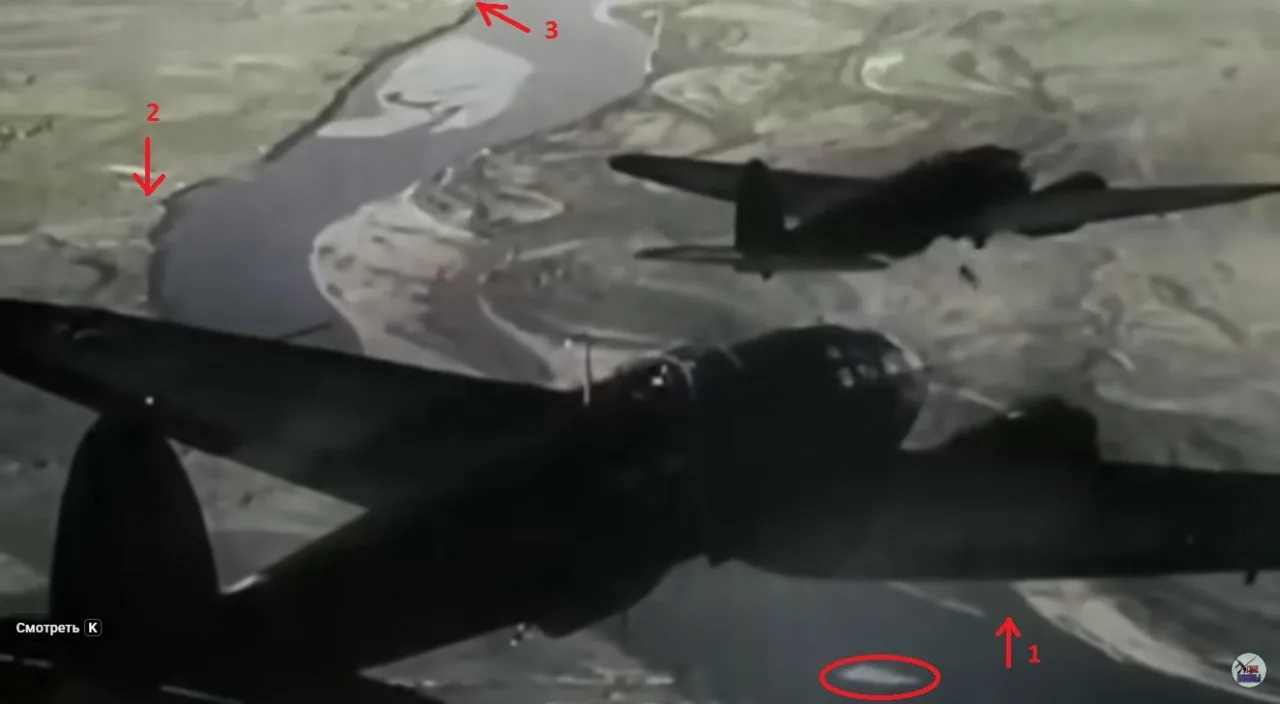 Попались кадры двух He-111 над Сталинградом.