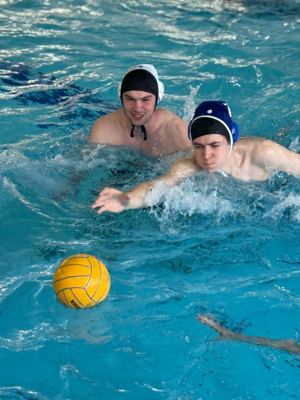 🌊🤽‍♀️ 26 мая в бассейне  нашей академии прошла захватывающая игра по водному поло сре...