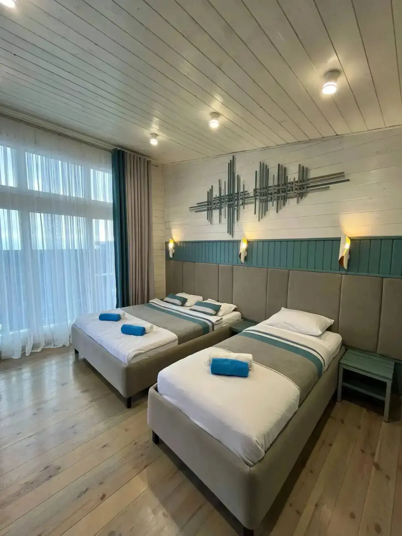 «Абхазия — душа моя!» — честный отзыв о семейном отдыхе в Manresa Family Resort 🧡