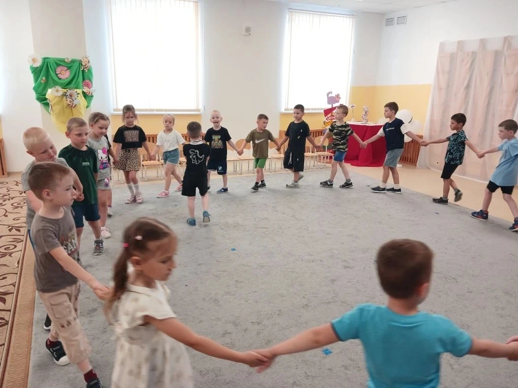 Международный день друзей в нашем детском саду! 🎉

Сегодня в нашем детском саду царила атмосфера на