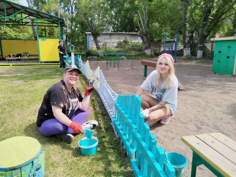 Уважаемые родители группы «Карапузики»! Администрация и педагогический коллектив выражают искреннюю 