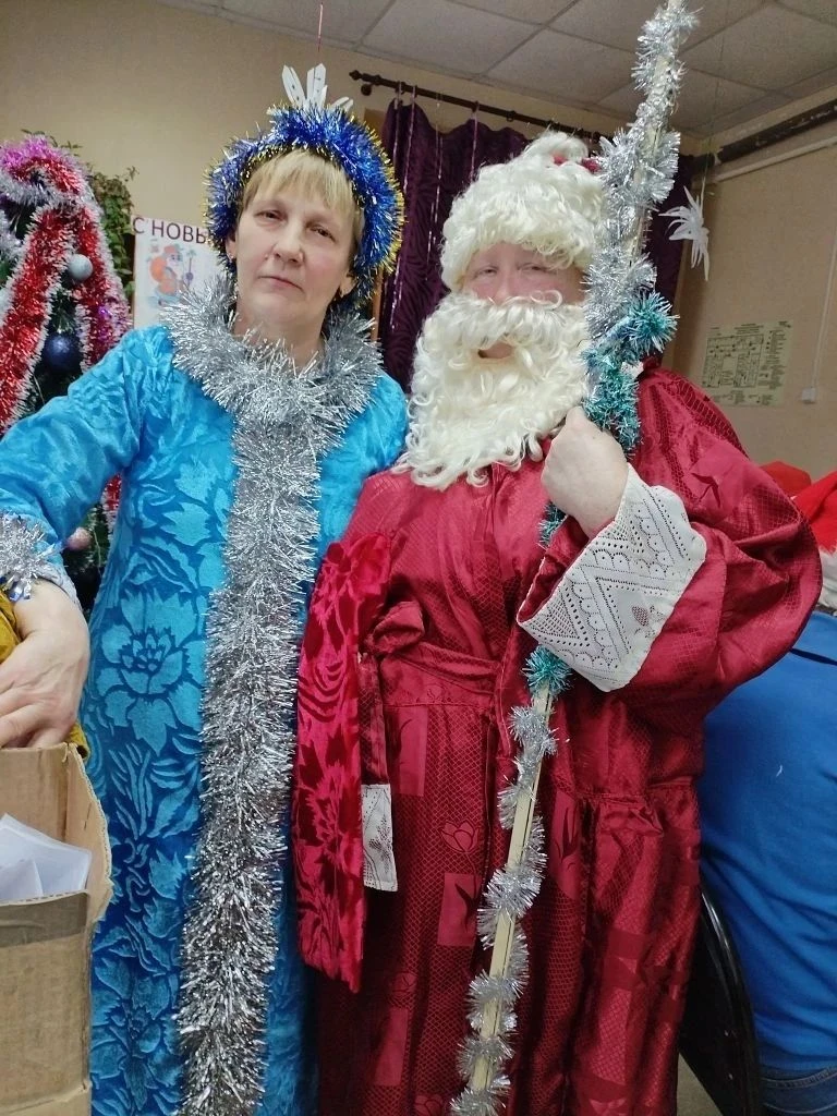 У нас в гостях Дед Мороз и Снегурочка!
