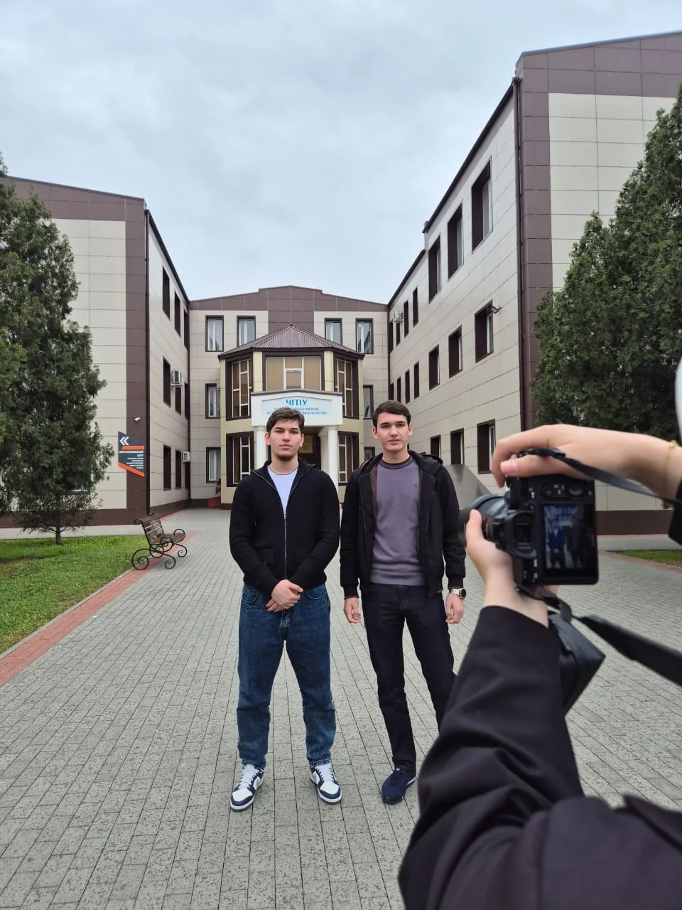 День открытых дверей в  ЧПГУ. 
В Чеченском государственном педагогическом университете (ЧГПУ) прошёл